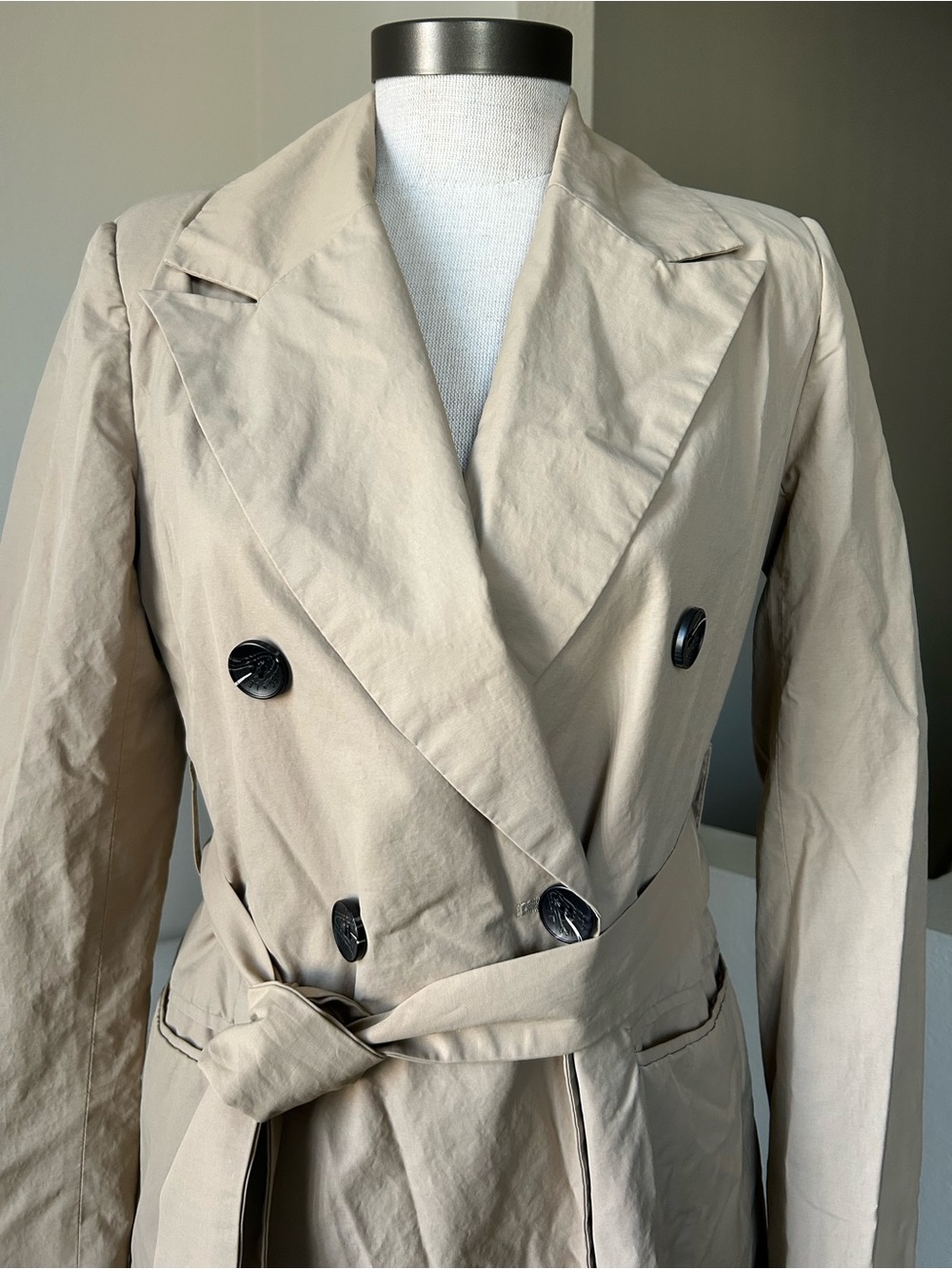 Avec Les Filles Tan Double-Breasted Trench Coat with Belt - Picture 6 of 16
